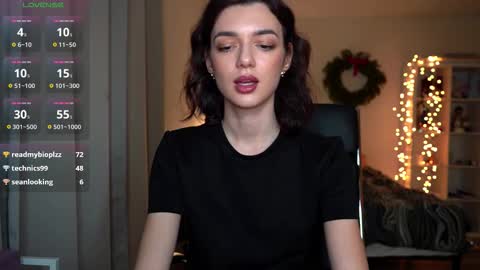 Olivia online show from December 17, 2:49 am