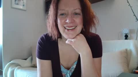 12ennie online show from February 24, 6:56 am