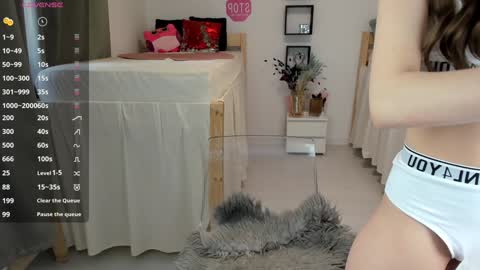 18perfecttits online show from December 12, 12:22 pm