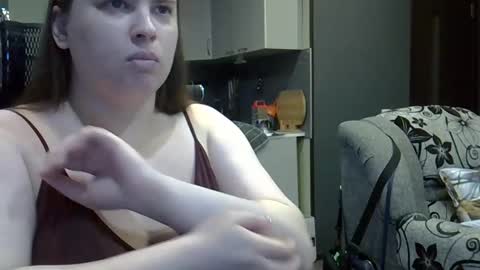 1LINDSEY1 online show from September 18, 5:33 pm