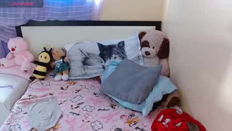 Snapshot of 1sasha_grey__1 chatting on March 5, 7:39 pm paola online show from March 5, 7:39 pm
