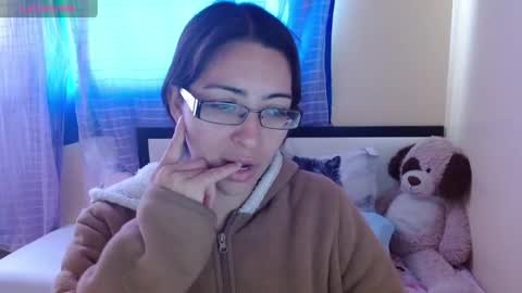 Snapshot of 1sasha_grey__1 chatting on January 7, 10:52 pm paola online show from January 7, 10:52 pm