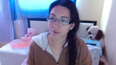 Snapshot of 1sasha_grey__1 chatting on December 21, 6:44 pm paola online show from December 21, 6:44 pm