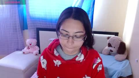 Snapshot of 1sasha_grey__1 chatting on December 12, 6:53 pm paola online show from December 12, 6:53 pm