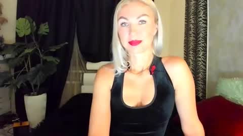 Snapshot of 6noangel66 chatting on October 9, 1:21 am SABOTAGE online show from October 9, 1:21 am