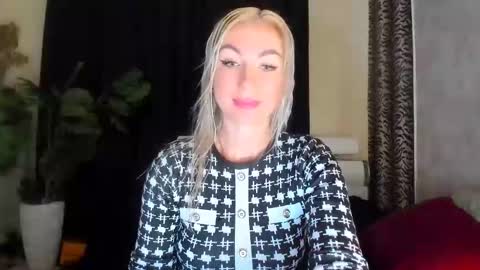 Snapshot of 6noangel66 chatting on September 9, 1:49 am SABOTAGE online show from September 9, 1:49 am