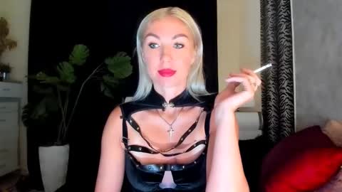 Snapshot of 6noangel66 chatting on September 25, 1:15 am SABOTAGE online show from September 25, 1:15 am