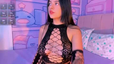 Alice  online show from December 15, 12:07 am