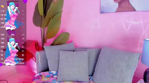 Abril  online show from September 18, 4:00 am