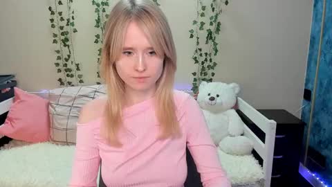 Snapshot of _adel_brooks_ chatting on March 11, 6:41 pm adel online show from March 11, 6:41 pm