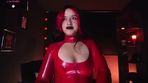 Miss Alice  My internet sucks these days see you soon online show from November 4, 9:09 pm