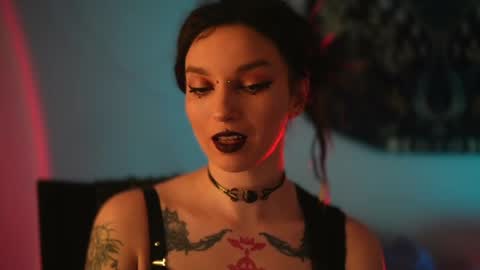 Alice Morrison Mistress Datura online show from May 11, 6:05 pm