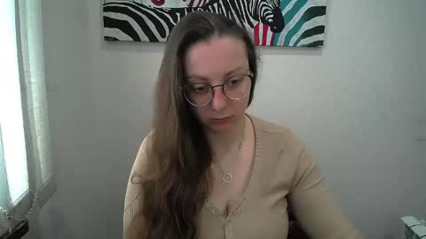 Anna online show from April 15, 6:36 am