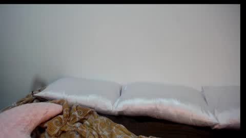 atenea online show from February 8, 11:57 pm