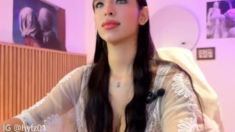 Snapshot of _azul17 chatting on October 23, 1:11 am hell y online show from October 23, 1:11 am