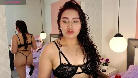 Snapshot of _brendajones chatting on October 6, 7:29 pm Brenda online show from October 6, 7:29 pm