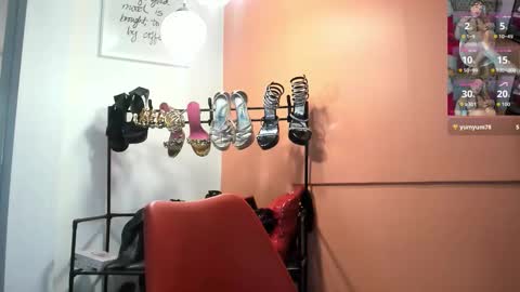 Brenda online show from September 20, 1:09 pm