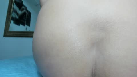 Snapshot of _britanyy_ chatting on December 16, 3:08 am Britany online show from December 16, 3:08 am