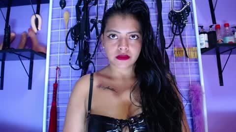 Bella online show from April 11, 11:36 am