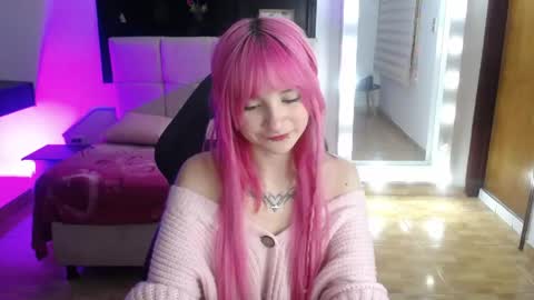 _charlotte_collins_ online show from April 24, 3:15 pm