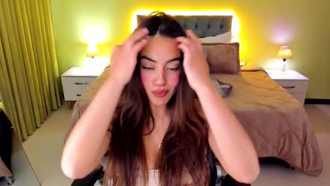 Charlote online show from October 1, 10:15 pm