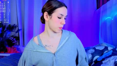 Cindy . online show from November 26, 6:14 am