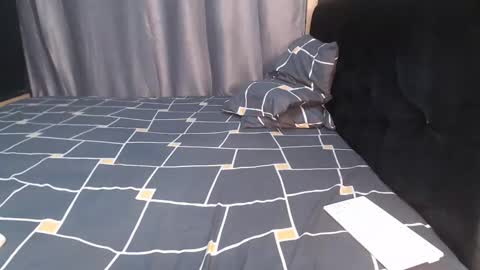 cuttie online show from March 8, 12:20 am