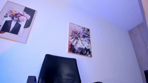 Abril online show from April 7, 4:42 pm