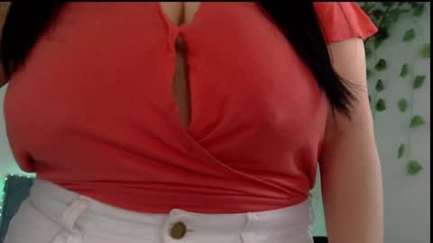 Snapshot of _donniia_ chatting on March 3, 5:36 pm Dannia online show from March 3, 5:36 pm