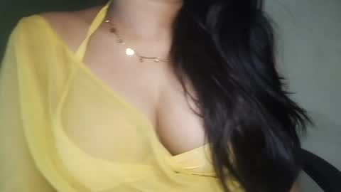 _dreamgirl_0 online show from April 30, 9:36 am