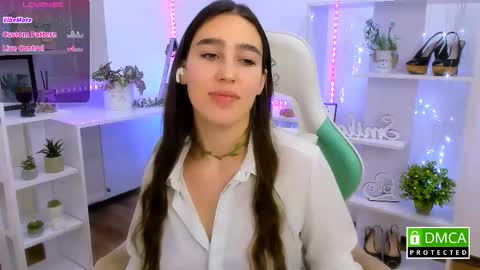 Lizzy  online show from January 14, 11:43 pm