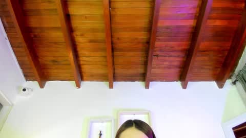 Snapshot of _emily_r chatting on December 24, 12:11 pm Isabella online show from December 24, 12:11 pm