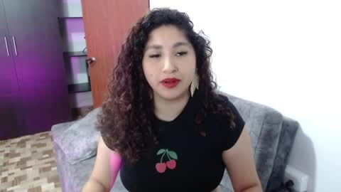 Gia Independent model online show from April 5, 1:54 pm