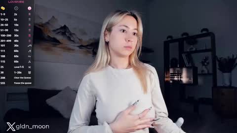 Snapshot of _golden_moon_ chatting on March 7, 7:38 pm Rina online show from March 7, 7:38 pm