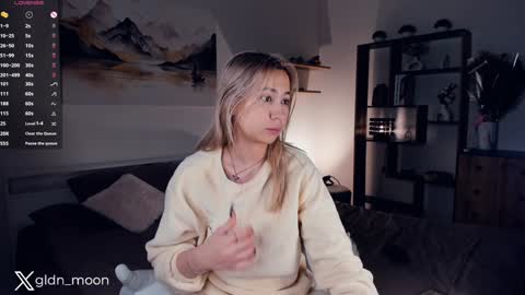 Snapshot of _golden_moon_ chatting on January 26, 7:31 pm Rina online show from January 26, 7:31 pm