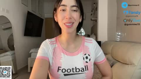 sara online show from May 30, 2:09 am