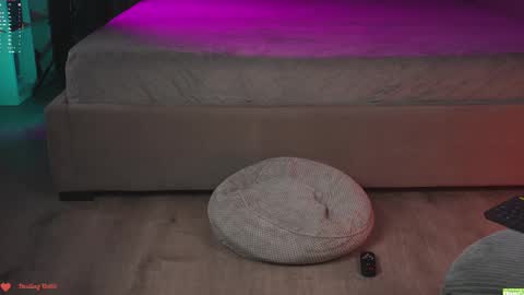 Snapshot of _healing_hottie_ chatting on September 15, 7:21 pm Veronica online show from September 15, 7:21 pm