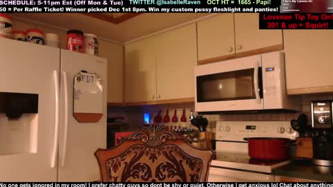 Snapshot of _isabelleraven chatting on October 12, 12:46 am IsabelleRaven online show from October 12, 12:46 am