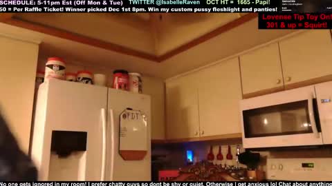 Snapshot of _isabelleraven chatting on October 13, 12:57 am IsabelleRaven online show from October 13, 12:57 am