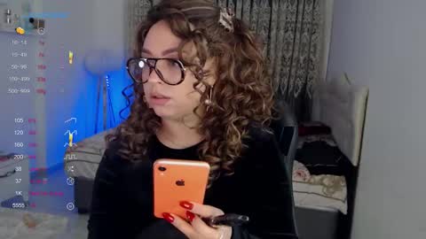 _just_a_queen_3 online show from February 3, 7:13 am