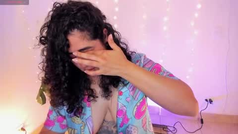     online show from April 6, 11:11 am