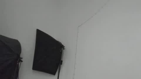 kelly online show from February 23, 6:50 pm