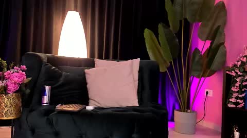 Kim online show from December 21, 5:17 pm