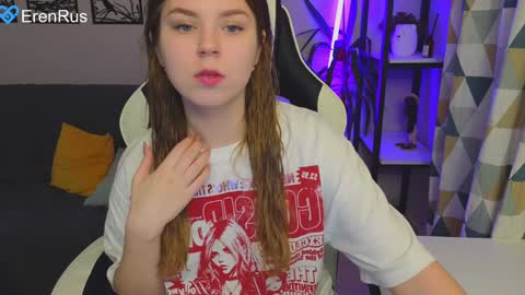 Molly   online show from December 8, 2:19 pm