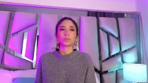 Lanna  online show from April 15, 11:44 am