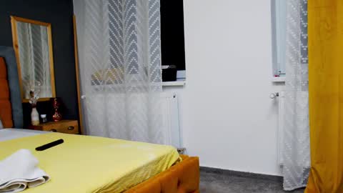 Lena Paul online show from February 21, 4:29 am