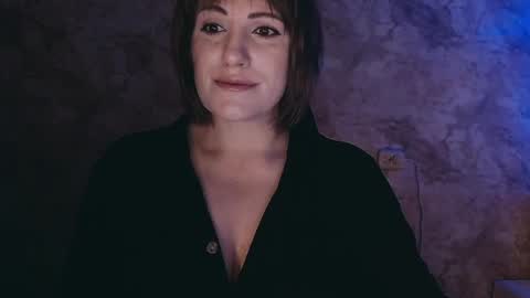 Snapshot of _letty_ chatting on December 28, 9:08 pm Letty online show from December 28, 9:08 pm