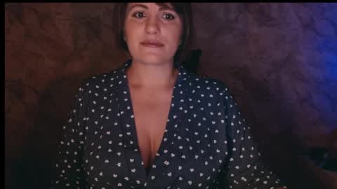 Snapshot of _letty_ chatting on October 12, 12:35 am Letty online show from October 12, 12:35 am