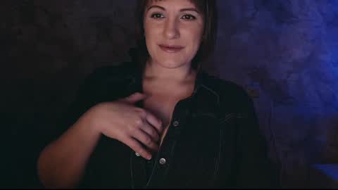 Snapshot of _letty_ chatting on February 27, 9:04 pm Letty online show from February 27, 9:04 pm