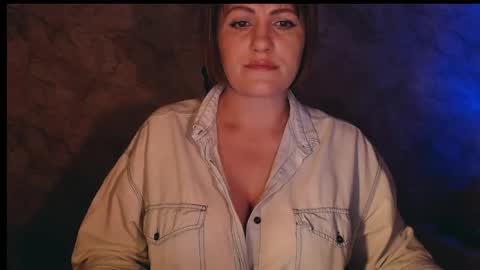 Snapshot of _letty_ chatting on October 18, 10:44 pm Letty online show from October 18, 10:44 pm